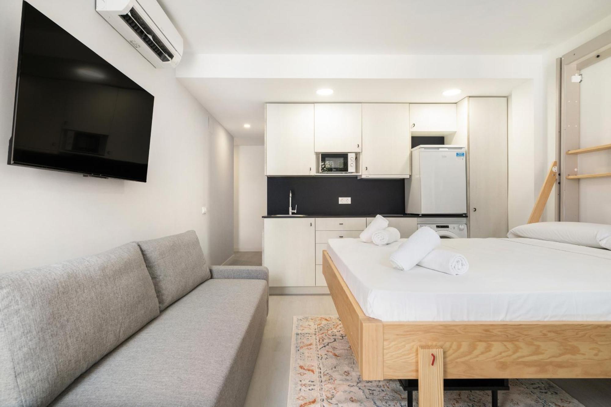 Madriver Apartamentos Reformados Con Parking Gratuito Kültér fotó