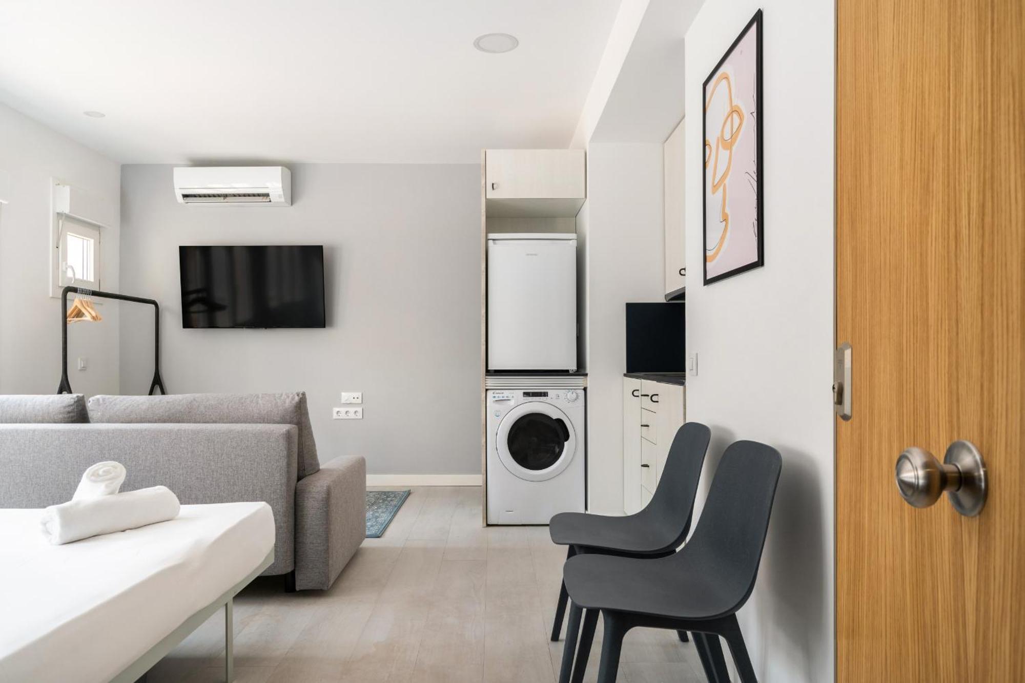 Madriver Apartamentos Reformados Con Parking Gratuito Kültér fotó
