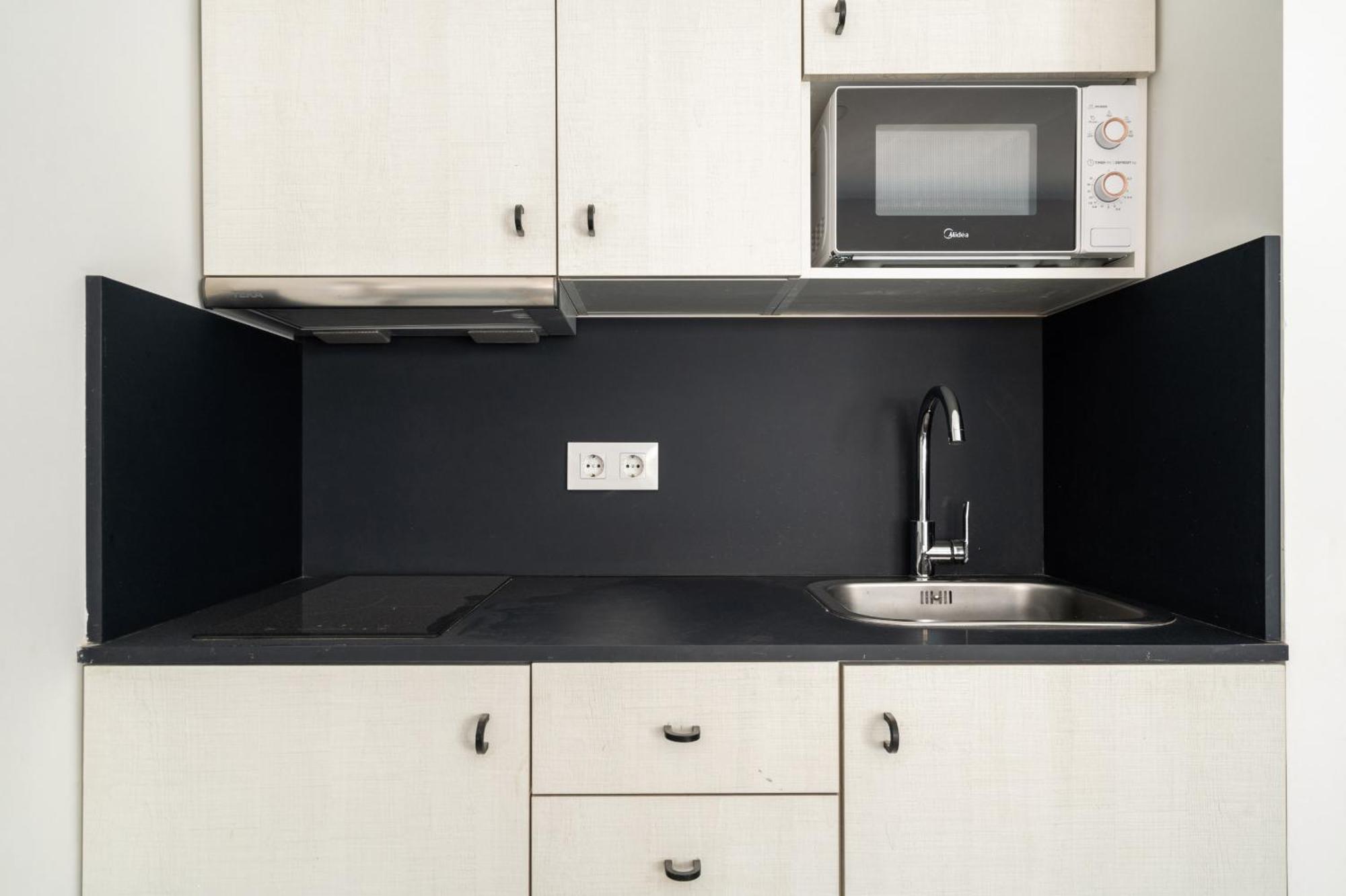 Madriver Apartamentos Reformados Con Parking Gratuito Kültér fotó