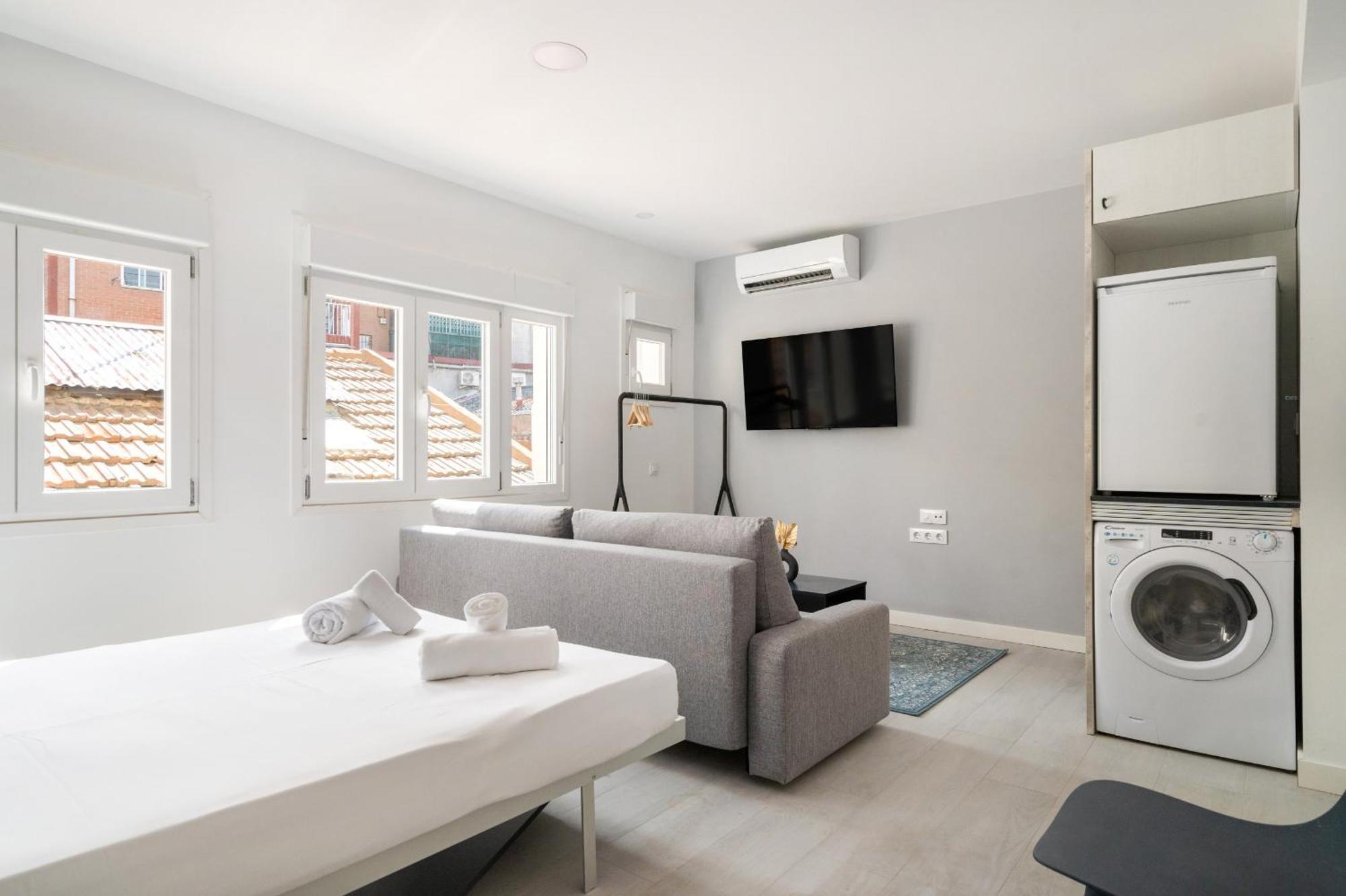 Madriver Apartamentos Reformados Con Parking Gratuito Kültér fotó