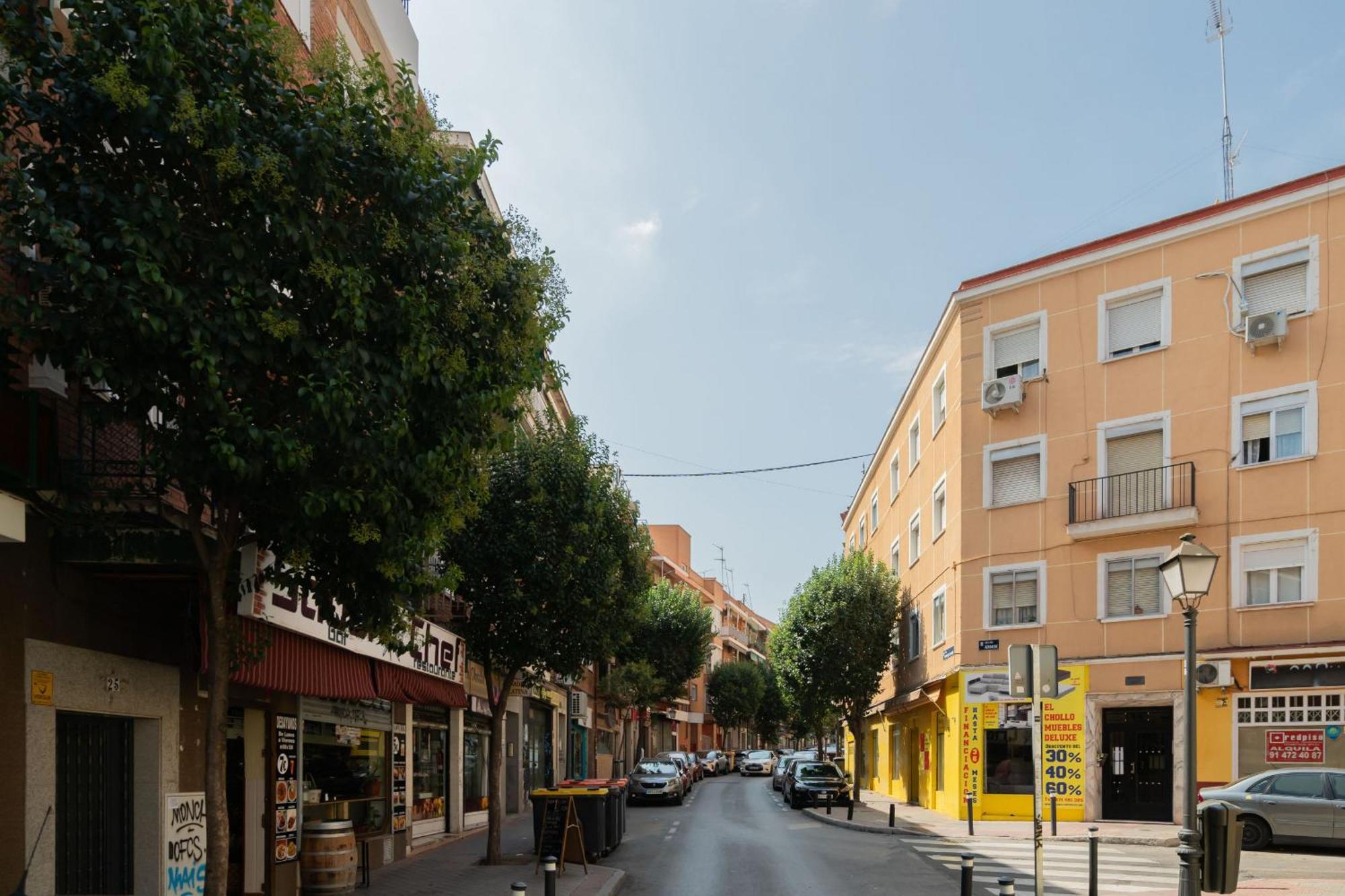 Madriver Apartamentos Reformados Con Parking Gratuito Kültér fotó