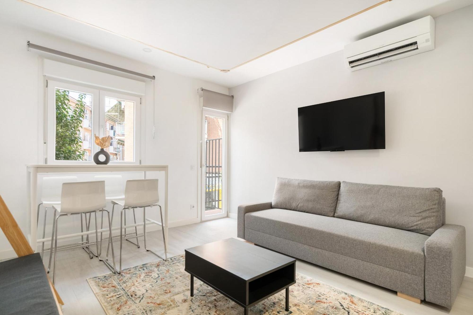 Madriver Apartamentos Reformados Con Parking Gratuito Kültér fotó